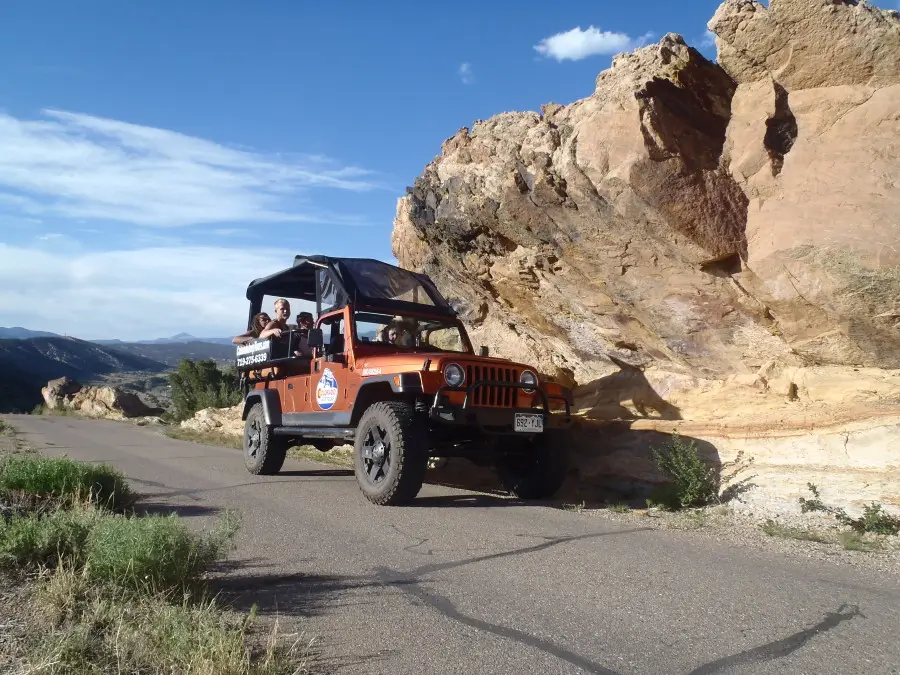 Open-top Jeep on a guided rim tour overlooking the Royal Gorge canyon
