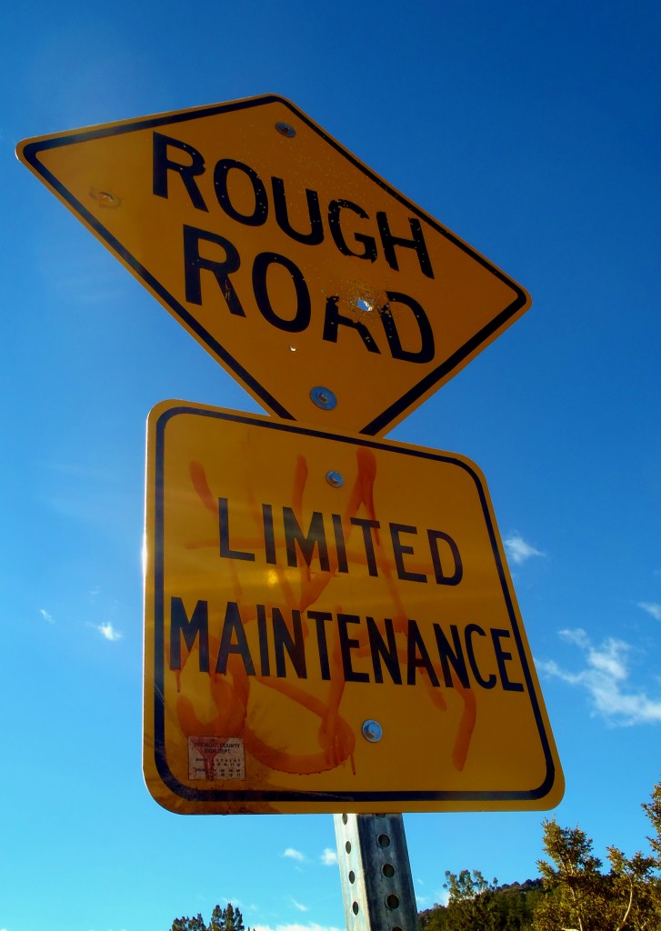 P3100047-727×1024-rough-road-sign
