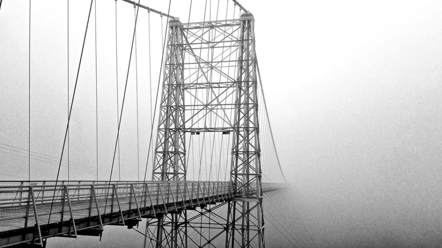 Royal-Gorge-bridge-in-fog
